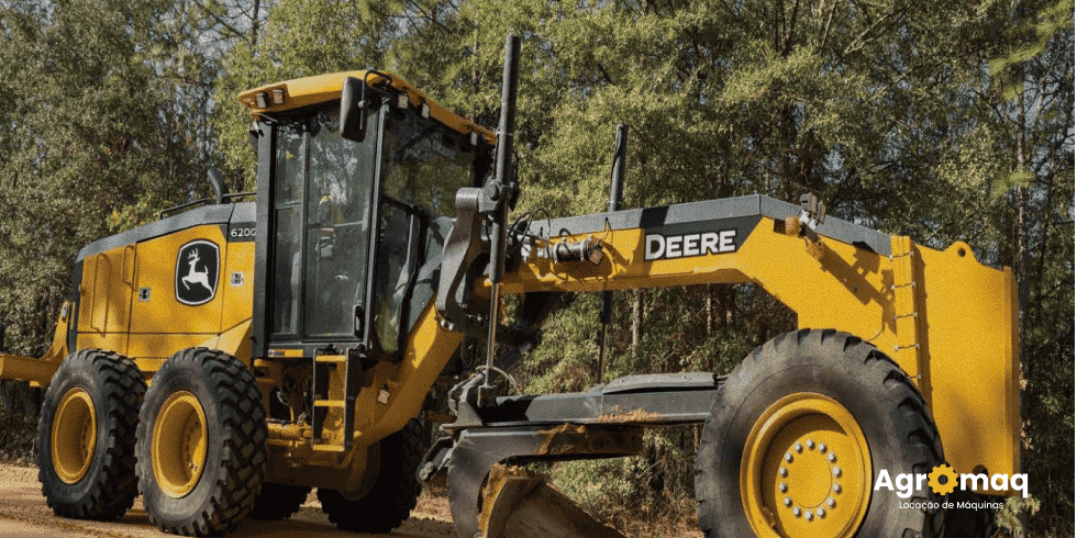 Locação de Máquinas Pesadas, Aluguel de Escavadeiras, Motoniveladoras e Tratores