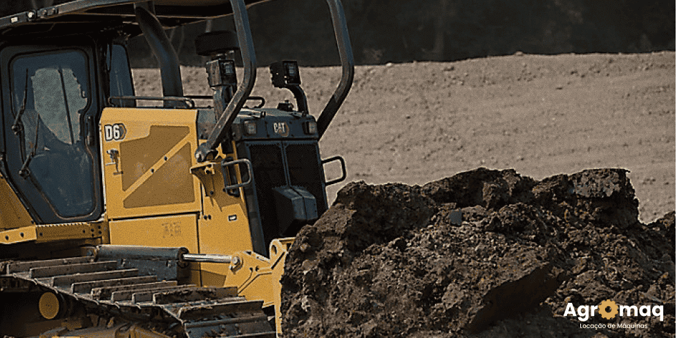 Locação de Máquinas Pesadas, Aluguel de Escavadeiras, Motoniveladoras e Tratores