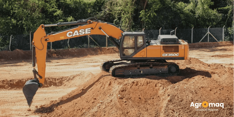 Locação de Máquinas Pesadas, Aluguel de Escavadeiras, Motoniveladoras e Tratores